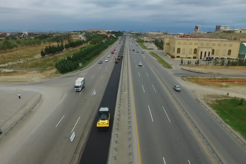 Azərbaycanda ötən il “Avtomobil Yolları” Fondunun xərcləri tam icra olunub