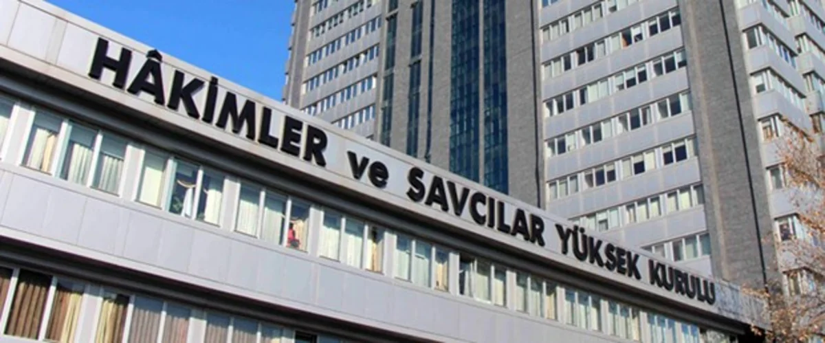 Türkiyədə 107 hakim və prokuror vəzifəsindən kənarlaşdırılıb