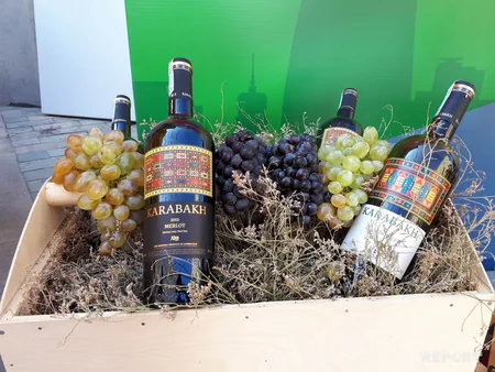 Bakı Tbilisi şəhər festivalında geniş pavilyonla təmsil olunub - FOTO