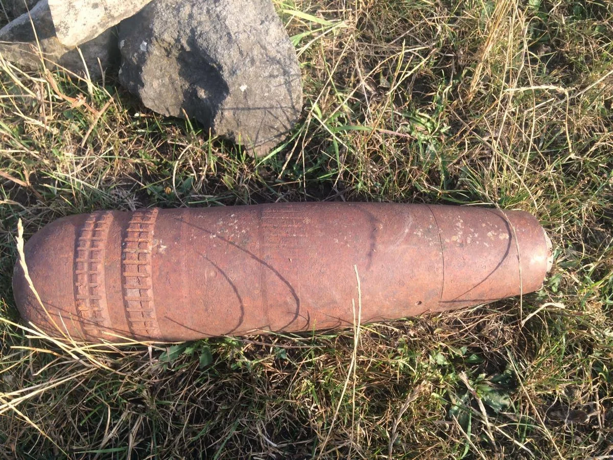 Goranboyda partlamamış top mərmisi aşkarlanıb - FOTO