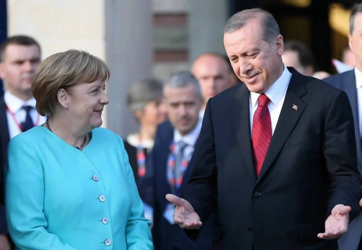 Ərdoğanla Merkel arasında telefon danışığı olub