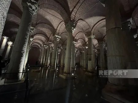 Kəskin kif iyi, qədim yüksək sütunlar və “Meduza”nın qonaqları - REPORTAJ
