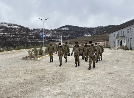 Zakir Həsənov Laçına gedib, yeni tikilən hərbi hissələrə baxış keçirib