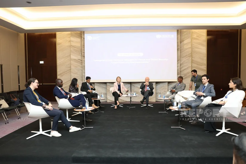 VI Ümumdünya Mədəniyyətlərarası Dialoq Forumunda sülh və qlobal təhlükəsizliklə bağlı plenar sessiya keçirilib - YENİLƏNİB