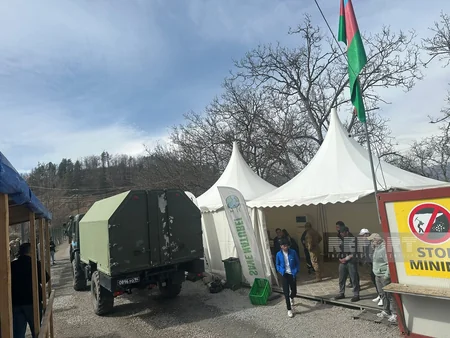 По дороге Ханкенди-Лачын беспрепятственно проехали 100 автомобилей миротворцев