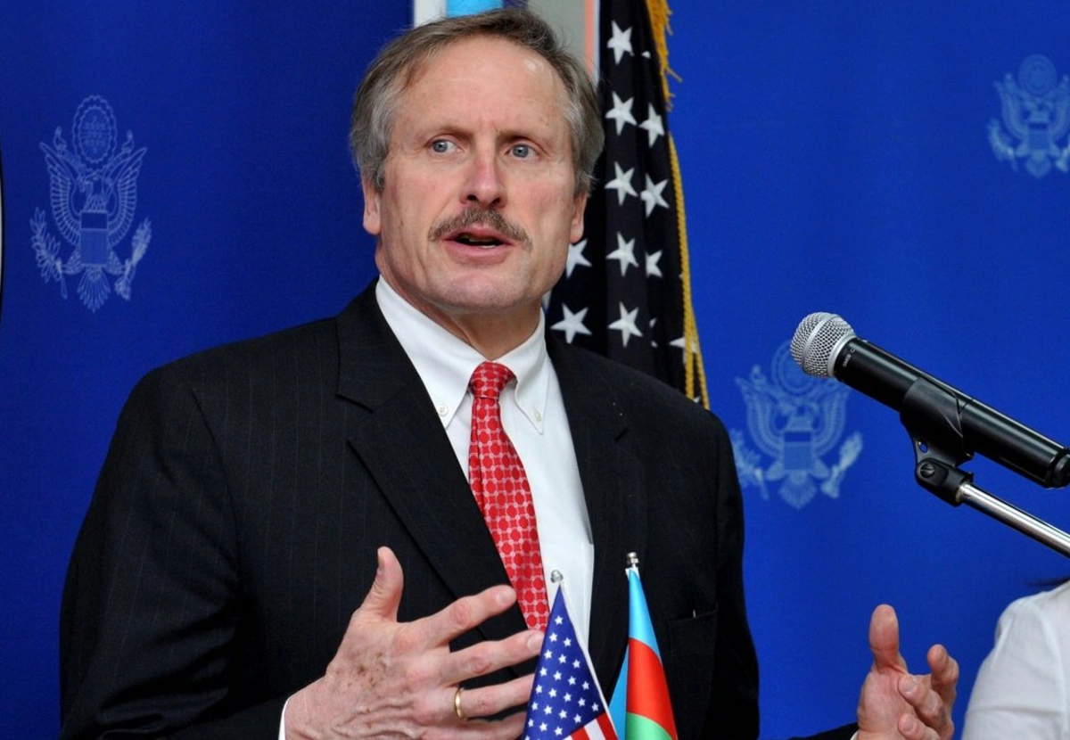 US should work with both Armenia and Azerbaijan to open communication action links, Cekuta says