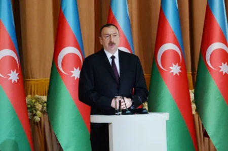 Президент Ильхам Алиев принял участие в официальном приеме по случаю Дня Республики