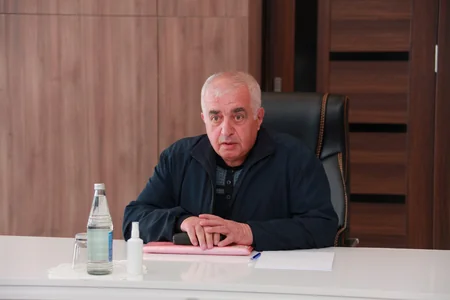 Daşınmaz Əmlakın Dövlət Kadastrı və Reyestrinin sədri Şəkidə vətəndaşları qəbul edib