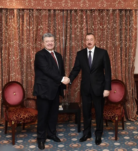 President Ilham Aliyev met with Ukrainian President Petro Poroshenko in Brussels