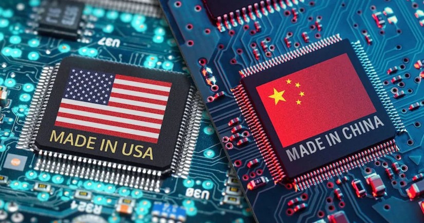 Экспорт смартфонов из Китая в США в апреле упал до минимума с 2011 года