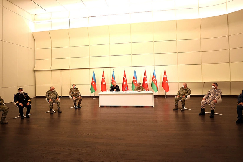 Azerbaijani, Turkish defense ministers hold joint press conference