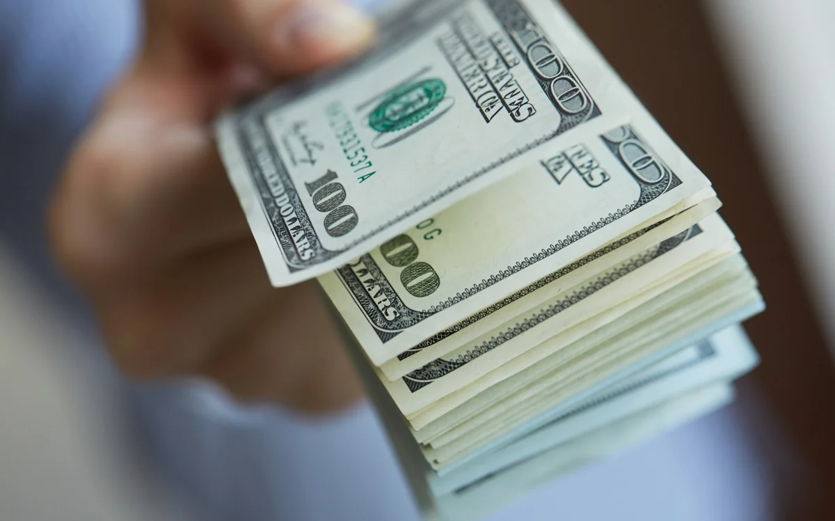 ЦБА: 10 ноября курс доллара составит 1,6782 AZN/USD