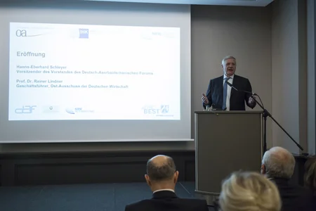 Azərbaycan və Almaniya arasında ticarət və investisiya əlaqələri müzakirə edilib