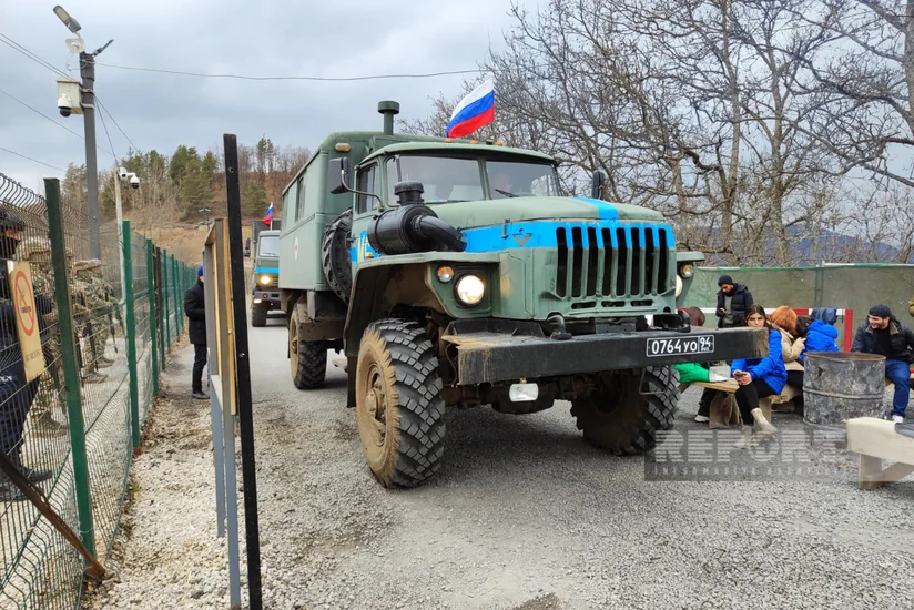 По дороге Ханкенди-Лачын беспрепятственно проехал 83 автомобиля российских миротворцев