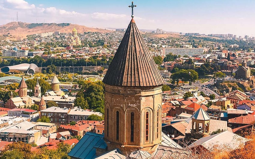 Gürcü ekspertlər: Ermənistan Qarabağa qanunsuz köçürmələrlə işğalı möhkəmləndirməyə çalışır