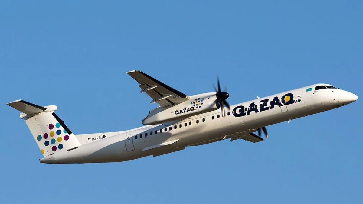 Врач интернатуры спас жизнь пассажиру на борту самолета Qazaq Air
