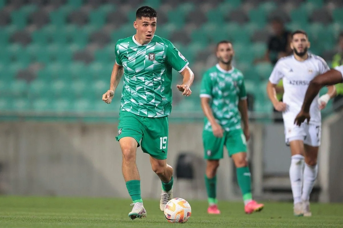 “Olimpiya”nın futbolçusu: “Qarabağ” “Ludoqorets”dən daha kompakt komandadır”