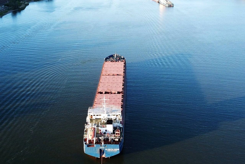 Ship sailing from Russia to Iran runs ashore in Caspian Sea