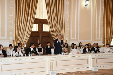 “Heydər Əliyev və Azərbaycan tarixi” mövzusunda elmi-praktik konfrans keçirilib