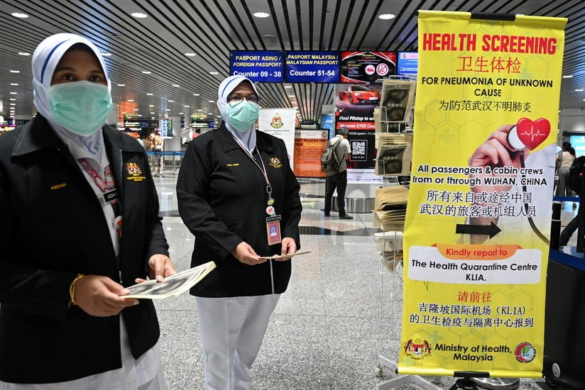 Малайзия вернула обязательный карантин для всех въезжающих