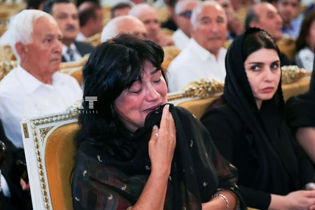Xalq artisti Habil Əliyevlə vida mərasimi başlayıb - FOTO