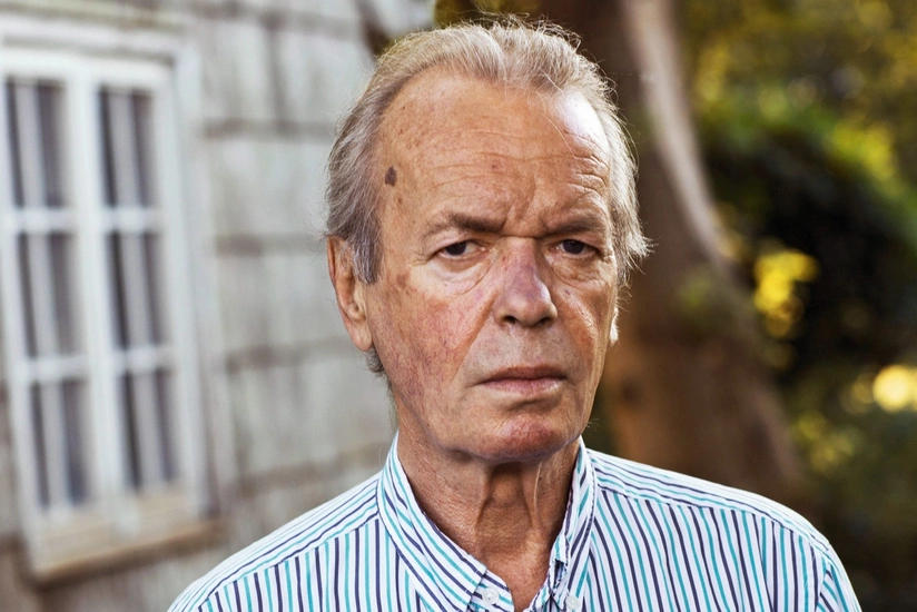 Britaniyalı yazıçı Martin Emis vəfat edib