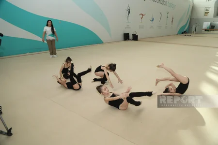 Bölgə idmançılarının Milli Gimnastika Arenasında təlim-məşq toplanışı davam edir