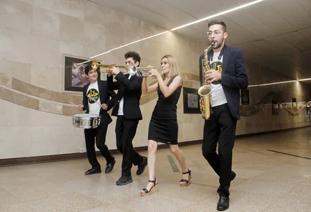 Bakı metrosunda musiqili fləşmob keçirilib