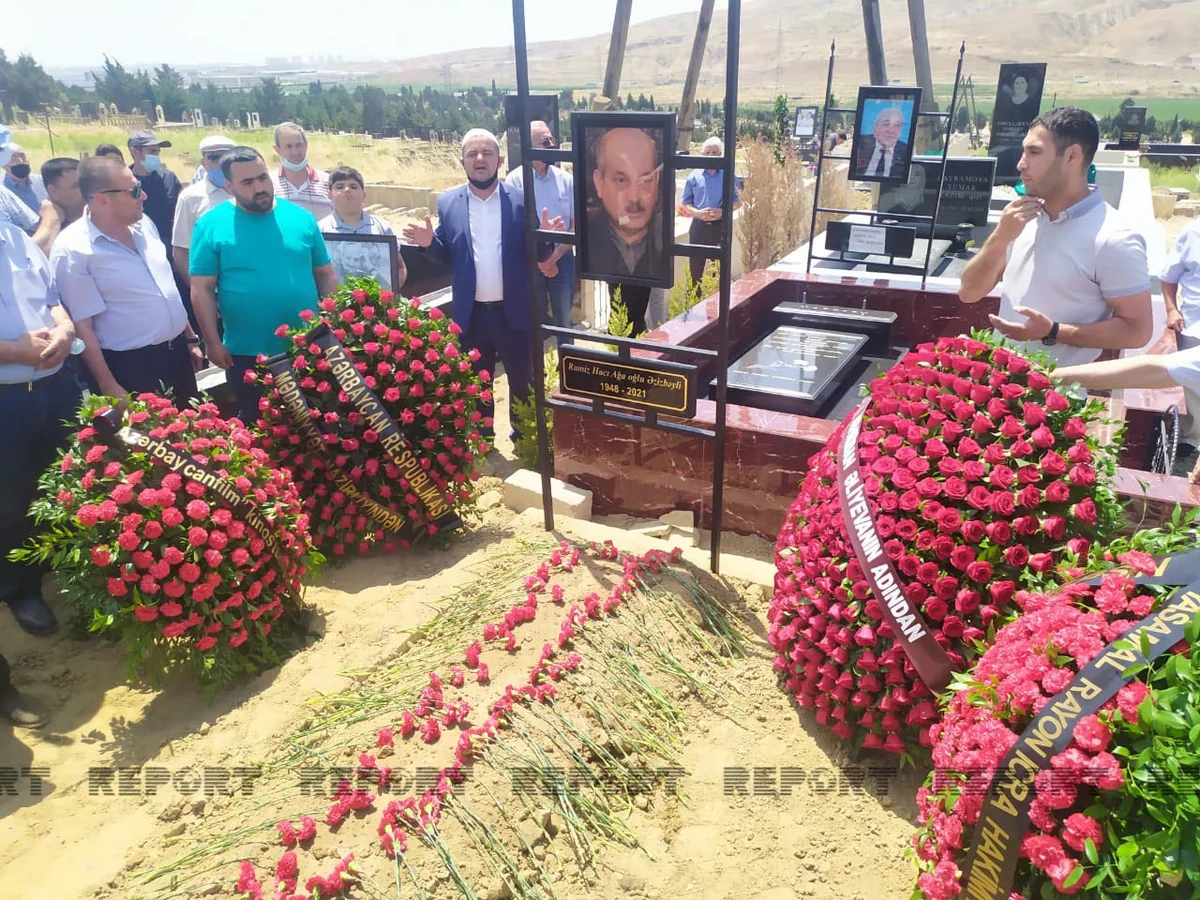 Mehriban Əliyeva Ramiz Əzizbəylinin dəfn mərasiminə əklil göndərib