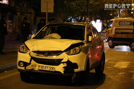Bakıda sürücü maşını qadına yol verən avtomobilə çırpıb, piyada yaralanıb - FOTO - VİDEO - YENİLƏNİB