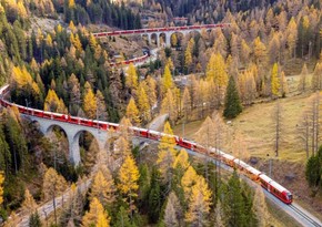 Switzerland's 1,905 m long train breaks world record