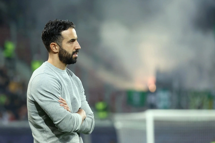 Mançester Yunayted klubu yeni baş məşqçisini açıqlayıb