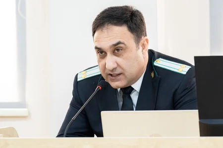 Высокие звания лицам в т.н. режиме присваивались военно-политическим руководством Армении