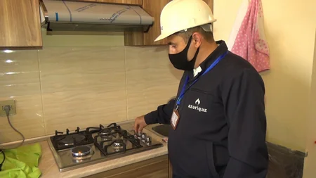 İki il əvvəl partlayış zamanı dağılan binanın yerində inşa edilən yeni binaya qaz verildi