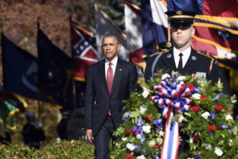 Obama Amerika veteranlarını alqışlayıb