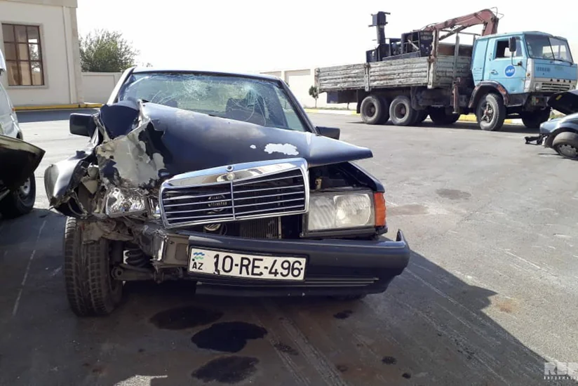 Balakəndə vəzifəli şəxslər qəzaya düşüblər, xəsarət alanlar var - FOTO