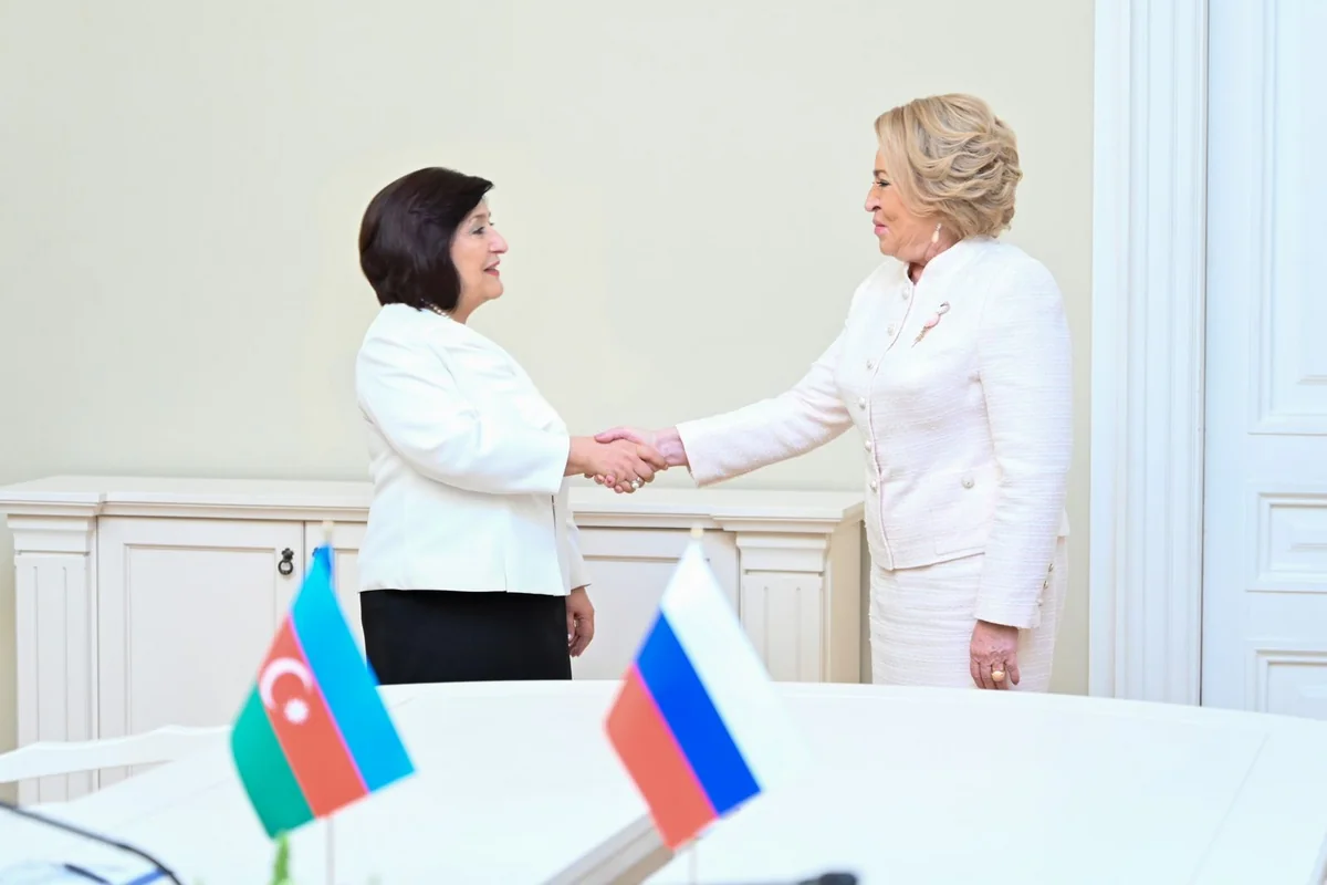 Sahibə Qafarova Sankt-Peterburqda bir sıra görüşlər keçirib