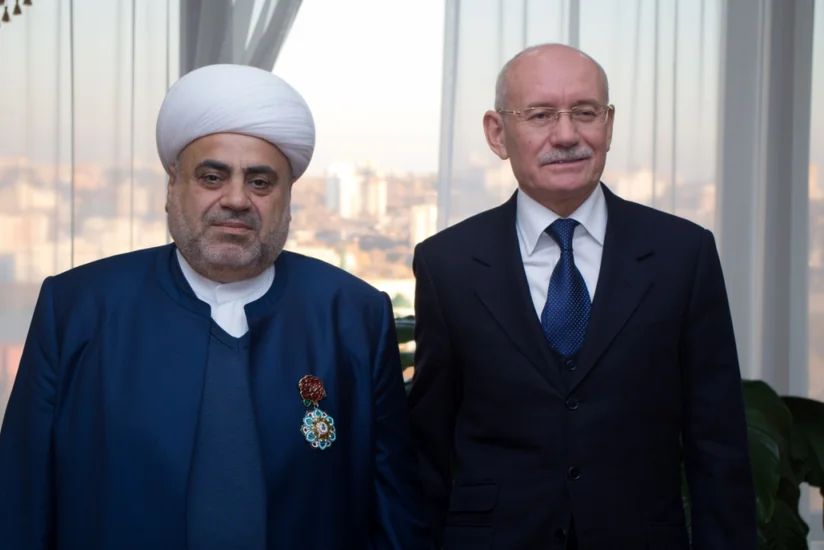Şeyxülislam Allahşükür Paşazadə Başqırdıstanın rəhbəri ilə görüşüb