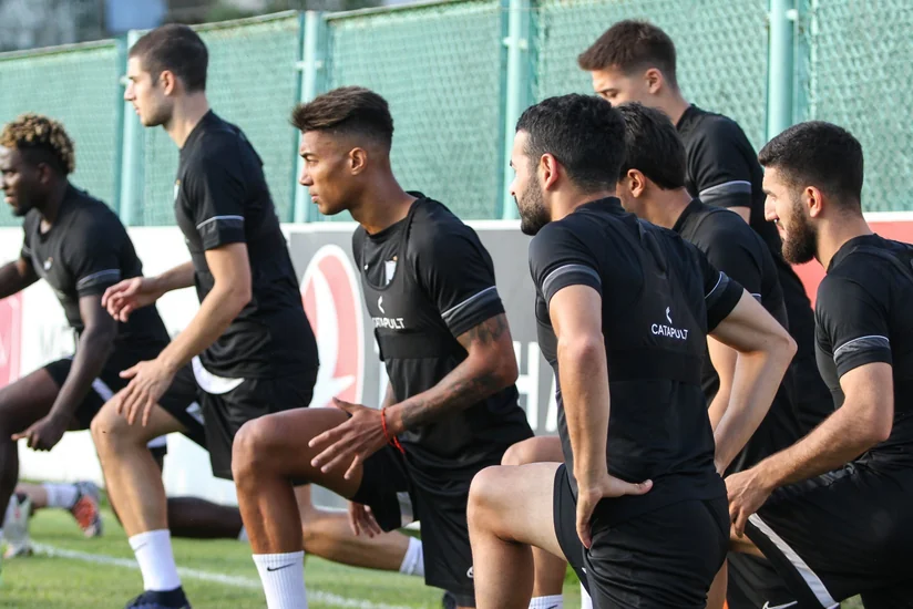 Neftçi Avstriya klubu ilə oyuna hazırlaşır