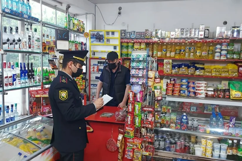 Lənkəranda 3 mağazada yetkinlik yaşına çatmayanlara tütün məmulatları satılması aşkarlanıb