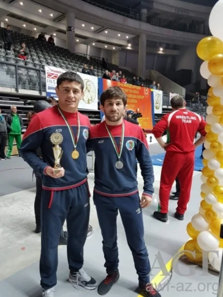 Azərbaycan güləşçiləri Bolqarıstan turnirinun ilk günündə 4 medal qazanıblar