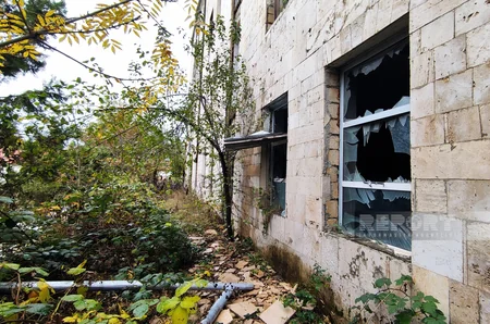 Şuşa bizi bağrına basır...