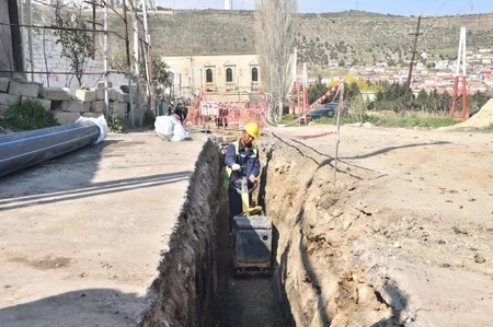 “Azərsu” Bakının Səbail rayonunda içməli su layihəsinin icrasına başlayıb
