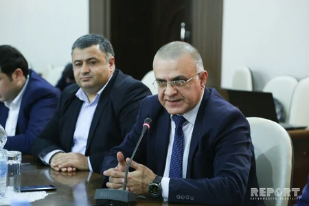 İslahatçı Gənclər İctimai Birliyi İlin Adamı və Gənclərin Dostu milli mükafatlarının qaliblərini təltif edib
