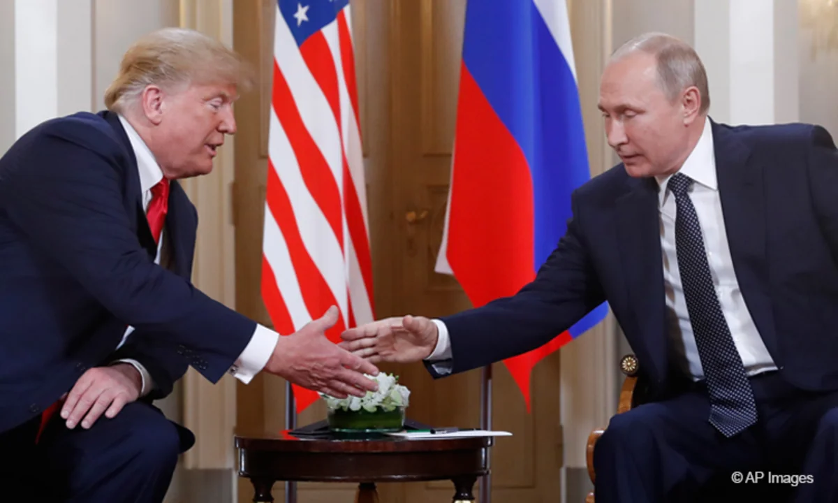 Tramp Putinlə yaxşı münasibətdə olduğunu deyib