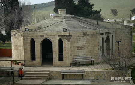 Turist bolluğu yaşayan şəraitsiz qoruq - REPORTAJ