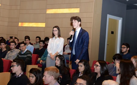 Xorvatiya prezidenti “ADA” Universitetində tələbələr qarşısında mühazirə ilə çıxış edib