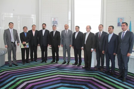Əbülfəs Qarayev İranın mədəniyyət və islami irşad naziri ilə görüşüb