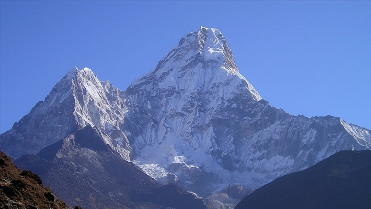 Nepali mountaineer scales Everest for record 26th time