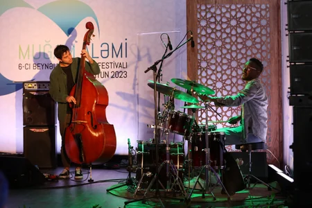 Etibar Əsədli illər sonra Beynəlxalq Musiqi Festivalında konsert verib